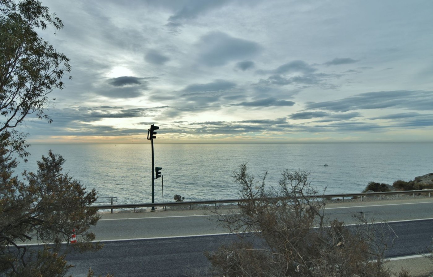 CON VISTAS AL MAR