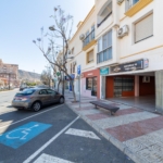 ¡Tu oportunidad de emprender en Aguadulce!    Local comercial en esquina de 43 m²  Avda Carlos III