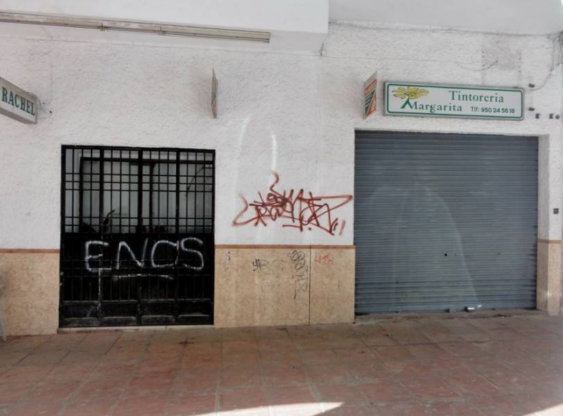 Local comercial en Calle José Artes de arcos