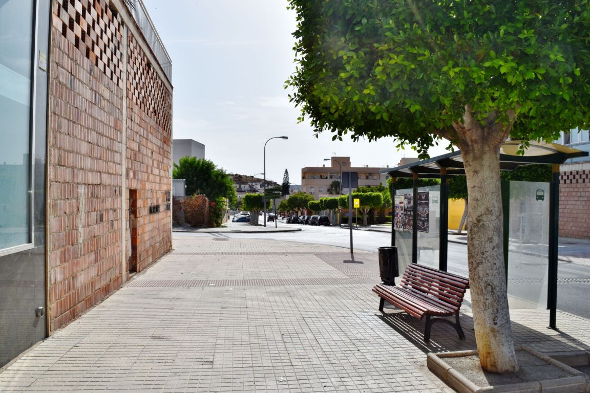 Local comercial en basto en Huércal de Almería