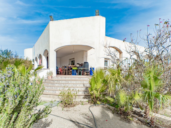 Casa-Chalet en Venta en Campohermoso Almería