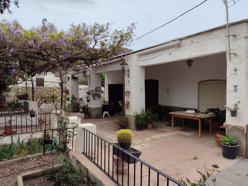 Casa de campo-Masía en Venta en Terque Almería
