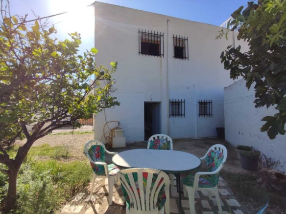 Casa de pueblo en Venta en Negras