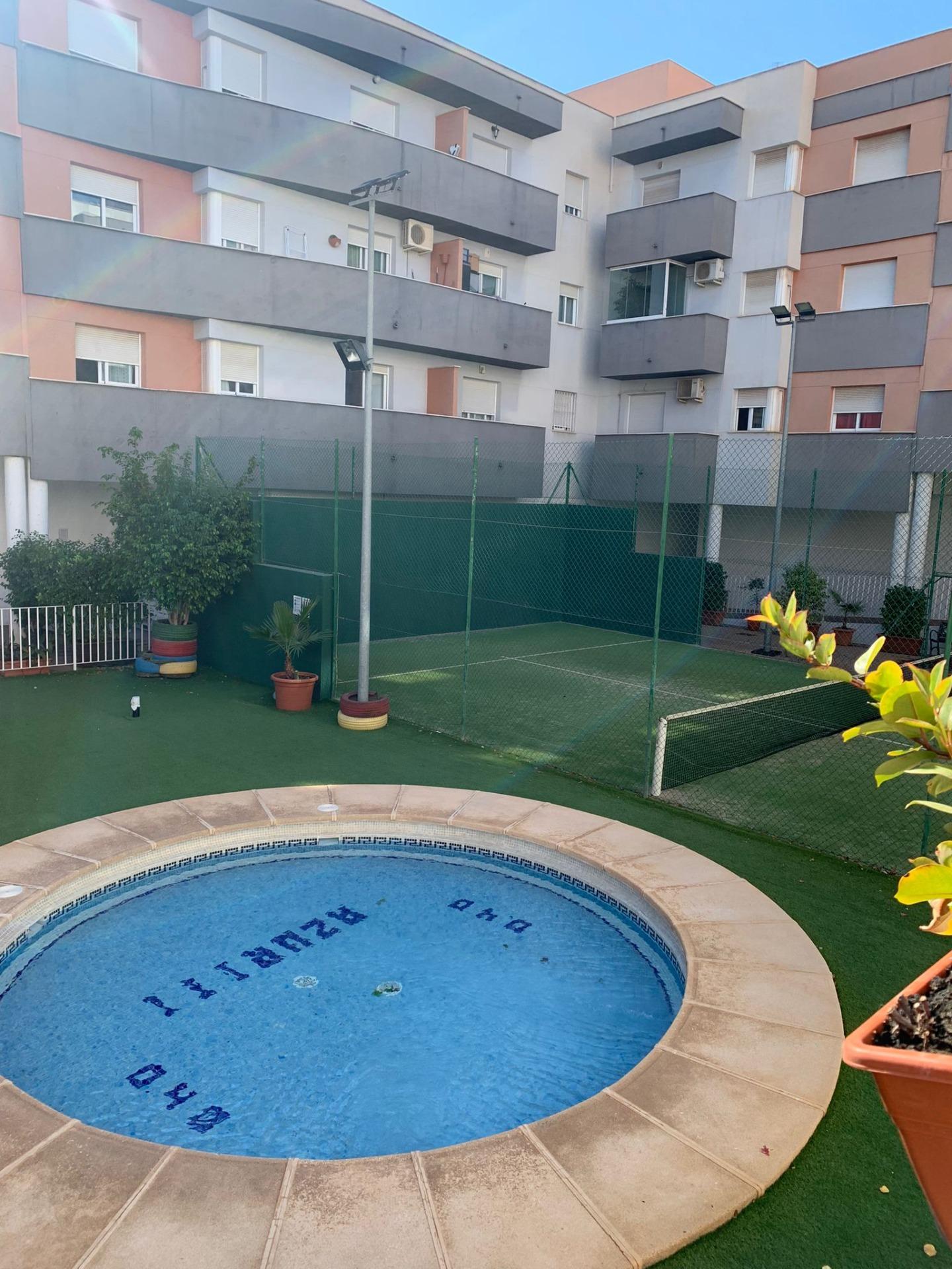 2 DORMITORIOS CON PISCINA COMUNITARIA EN CABAÑUELAS SUR