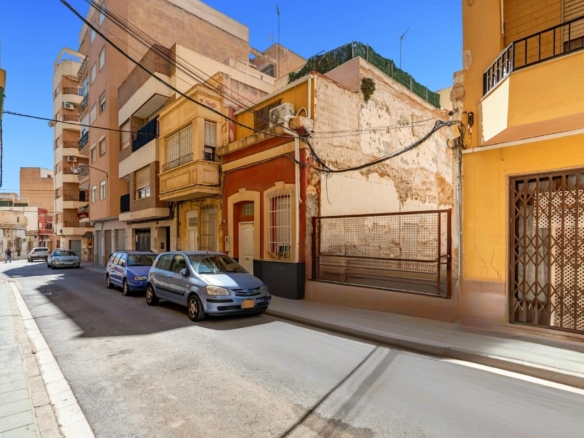 Solar urbano en Almería