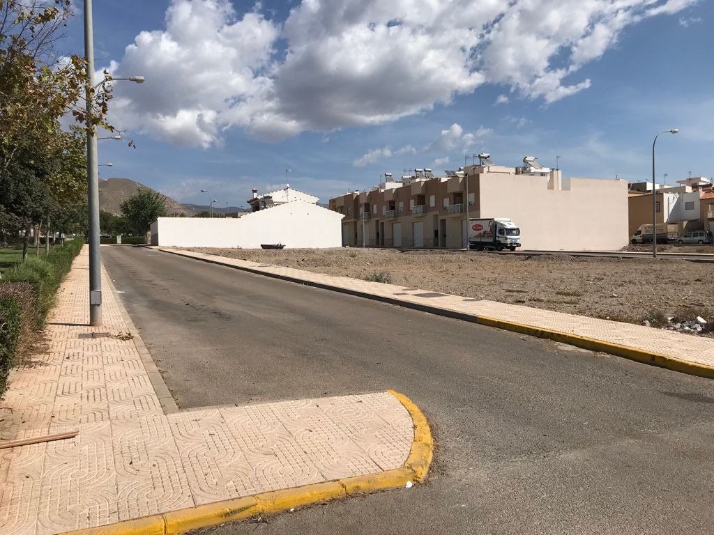 SOLAR DE 154M² EN LAS CABAÑUELAS NORTE