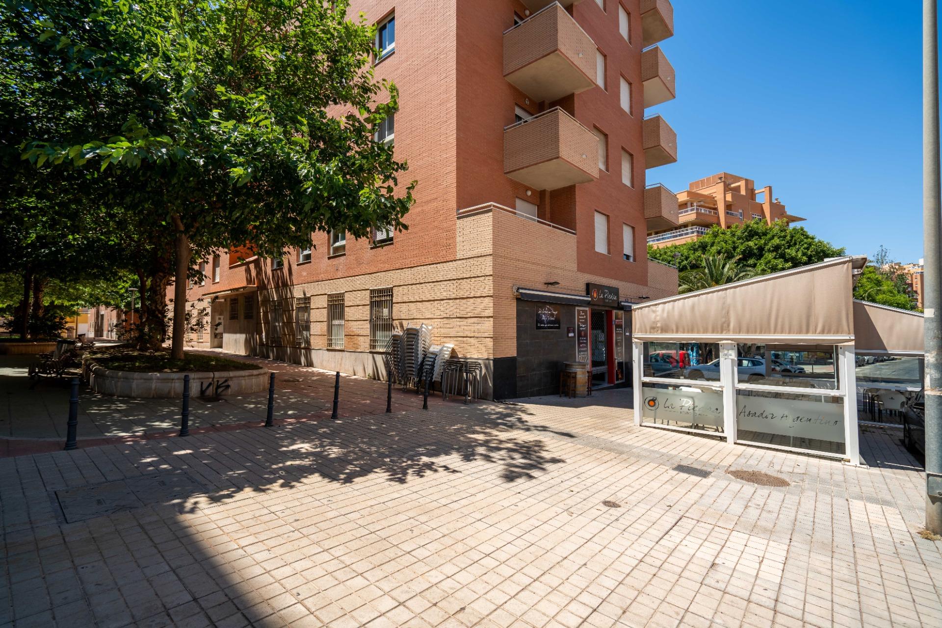 Plaza de garaje en el Barrio San Luis - Almería