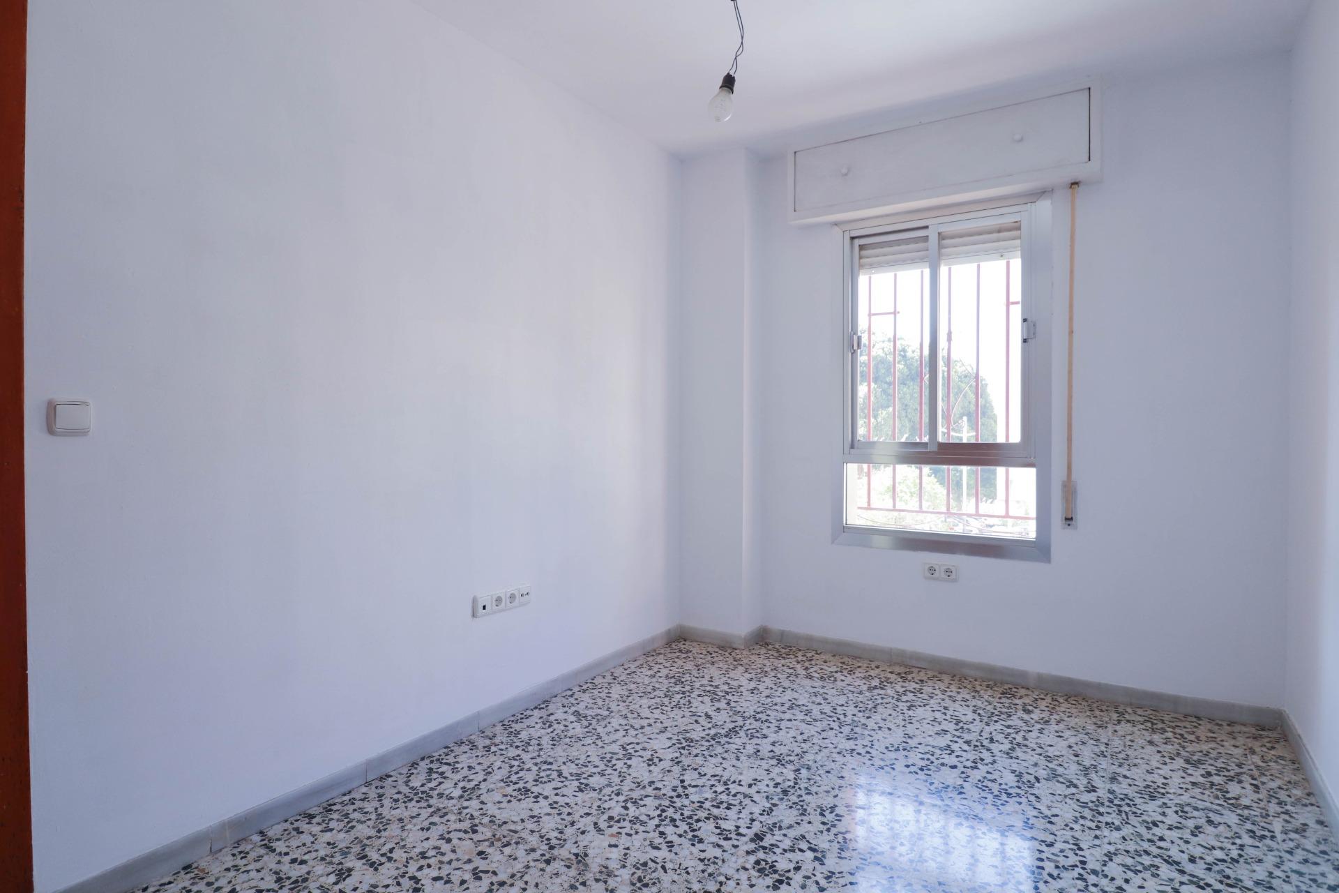 ¡PISO EN VENTA! Zona Los Ángeles - Cruz de Caravaca (Almería)