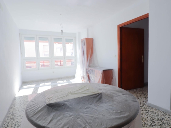 ¡PISO EN VENTA! Zona Los Ángeles - Cruz de Caravaca (Almería)