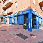 Local en esquina Avda. Mediterráneo con Calle Eñe