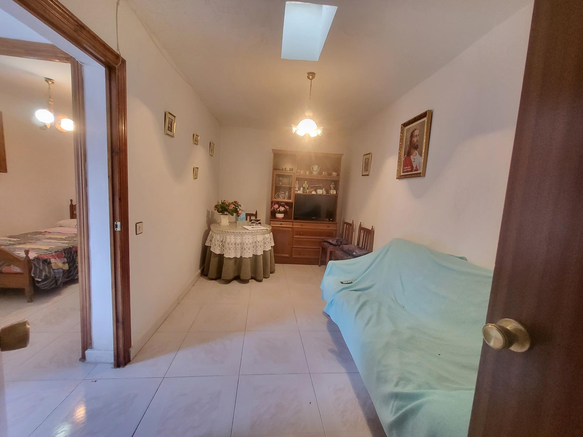 SE VENDE CASA DE PLANTA BAJA DE 2 HABITACIONES  EN ABRUCENA