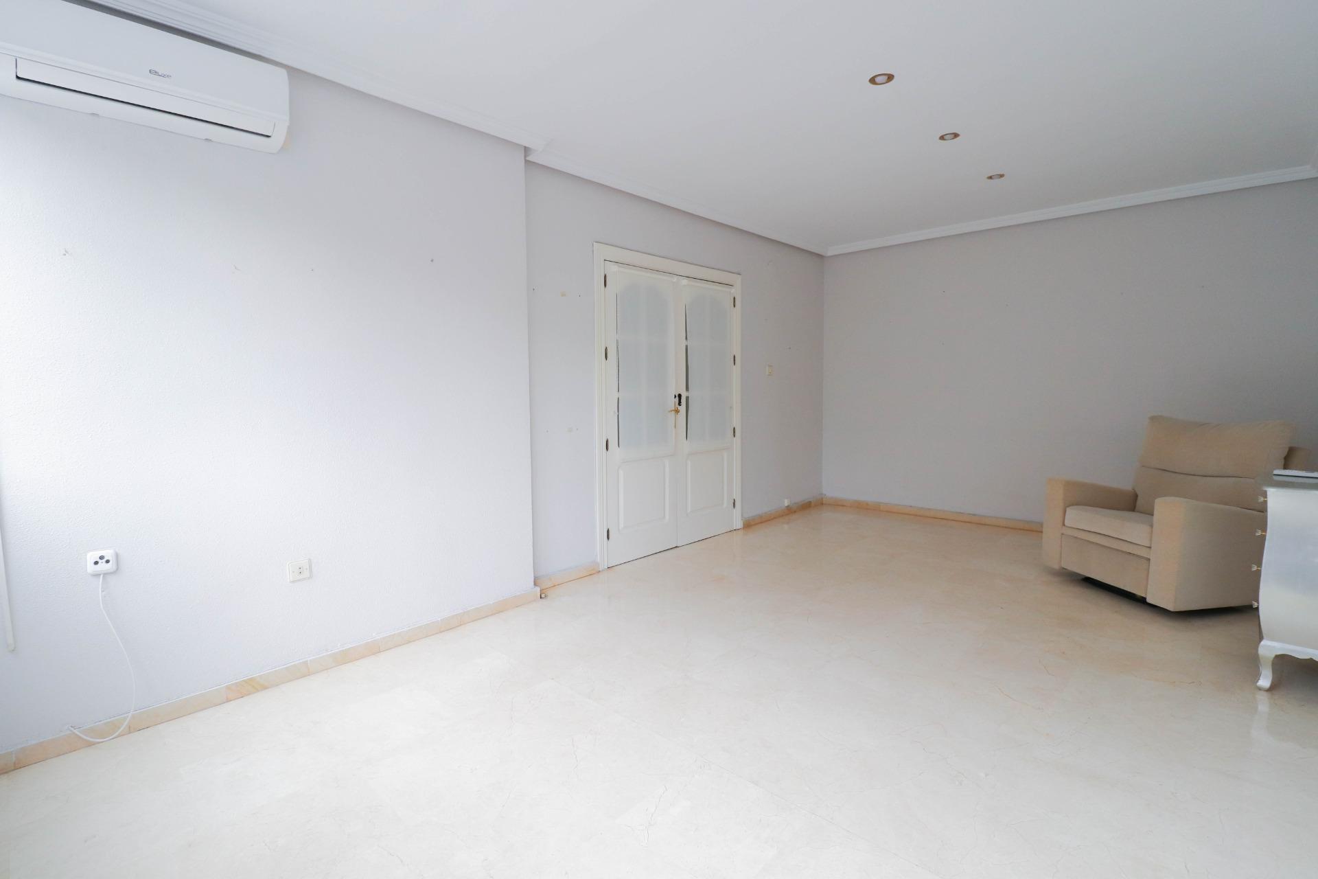 ¡Piso en Venta en Almería - Zona Altamira-Carretera de Ronda!