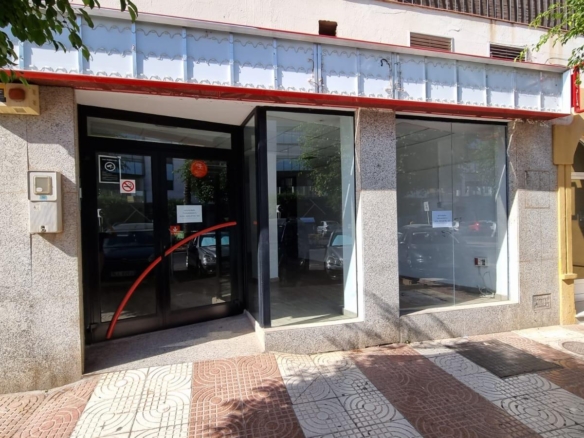 OFICINA EN VENTA EN ROQUETAS DE MAR