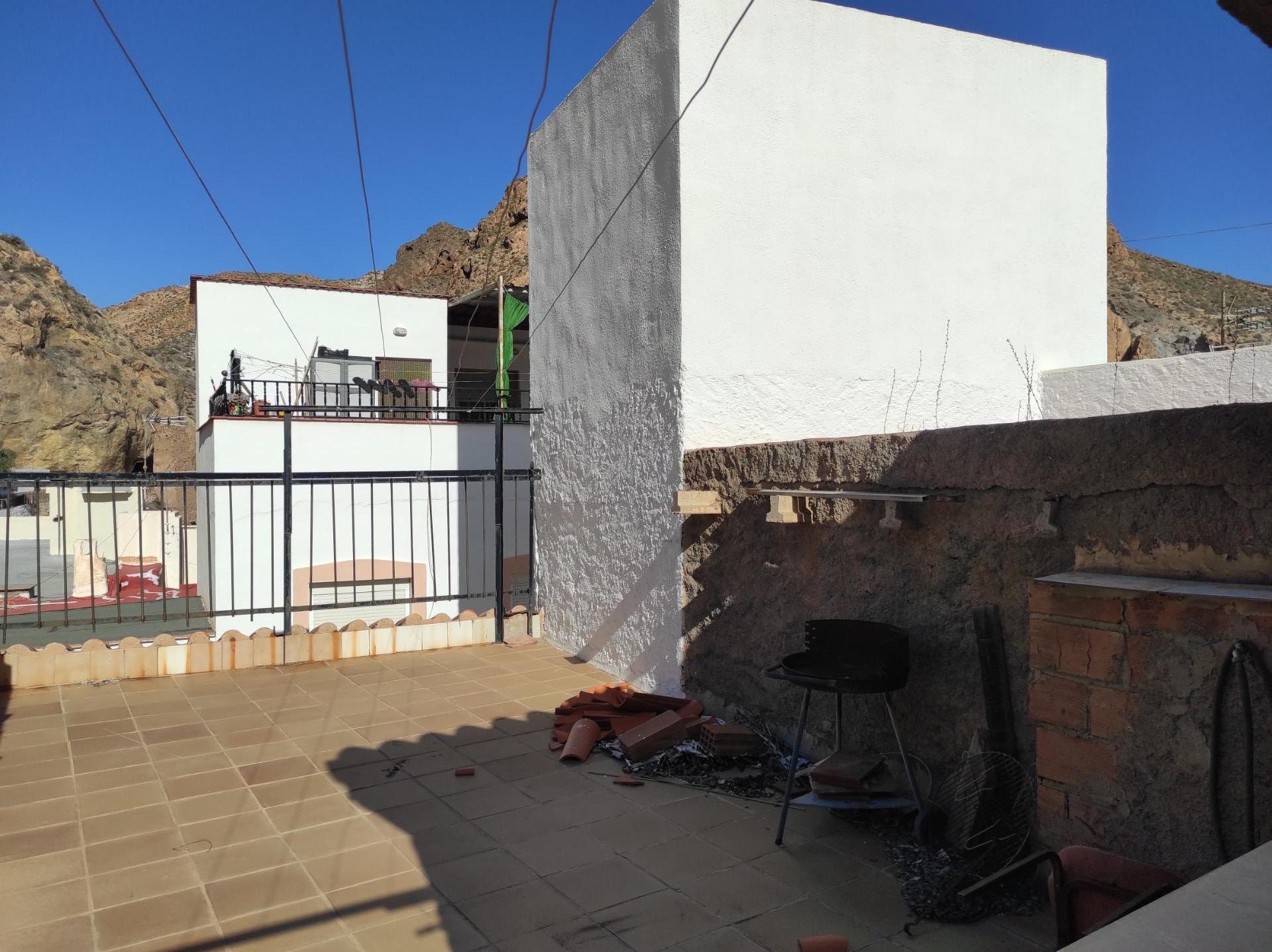 Se vende Vivienda Alboloduy