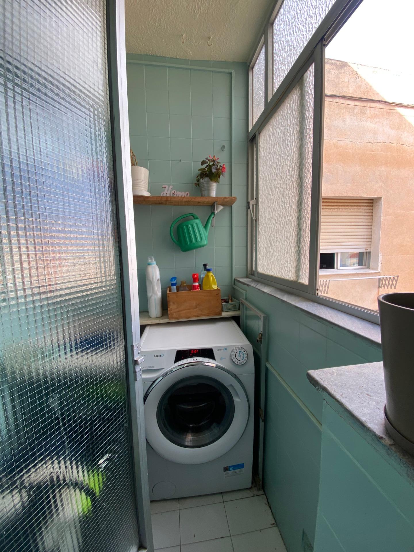 1 BAÑO EN ZONA CÉNTRICA DE ROQUETAS PUEBLO