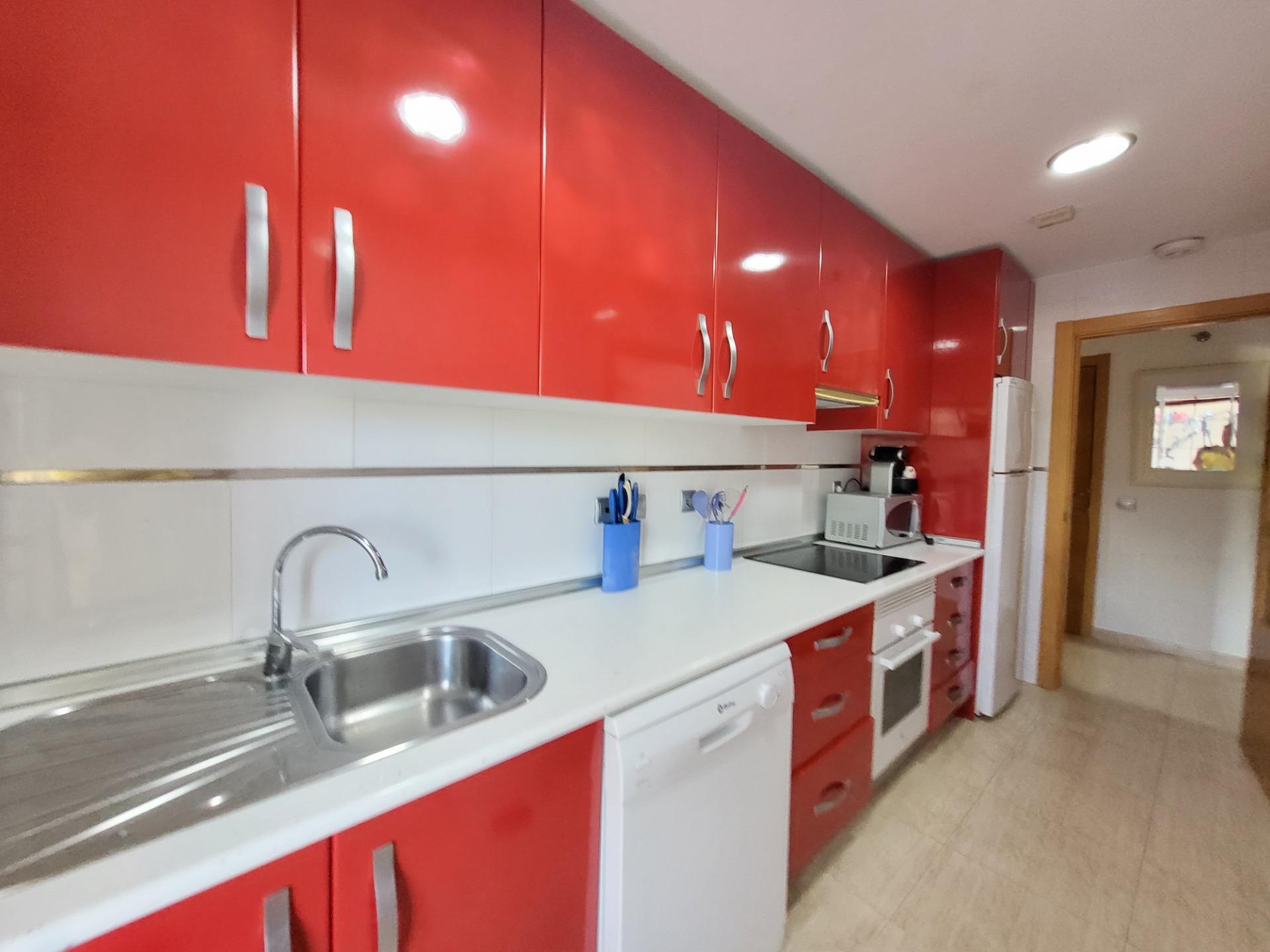 APARTAMENTO DE 1 HABITACION EN ZONA TOYO