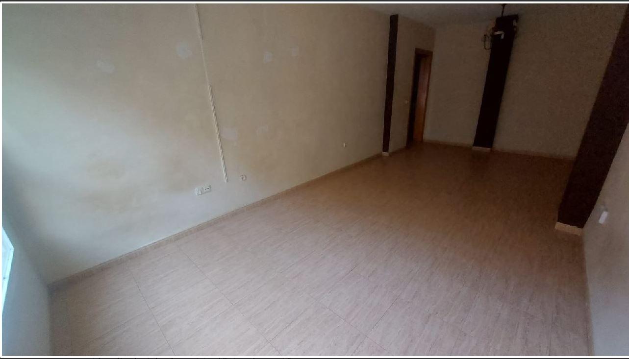 2 BAÑOS!! MUY BUENA OPORTUNIDAD!! VIVIENDA EN PUJA AL ALZA