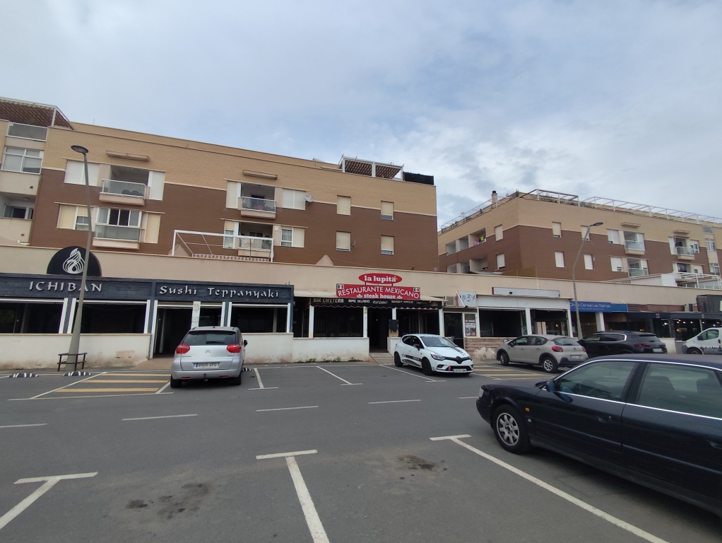 Local comercial en Venta en Roquetas De Mar Almería