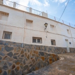 AMPLIA PROPIEDAD EN ABRUCENA – ESPACIO Y CONFORT PARA TU FAMILIA