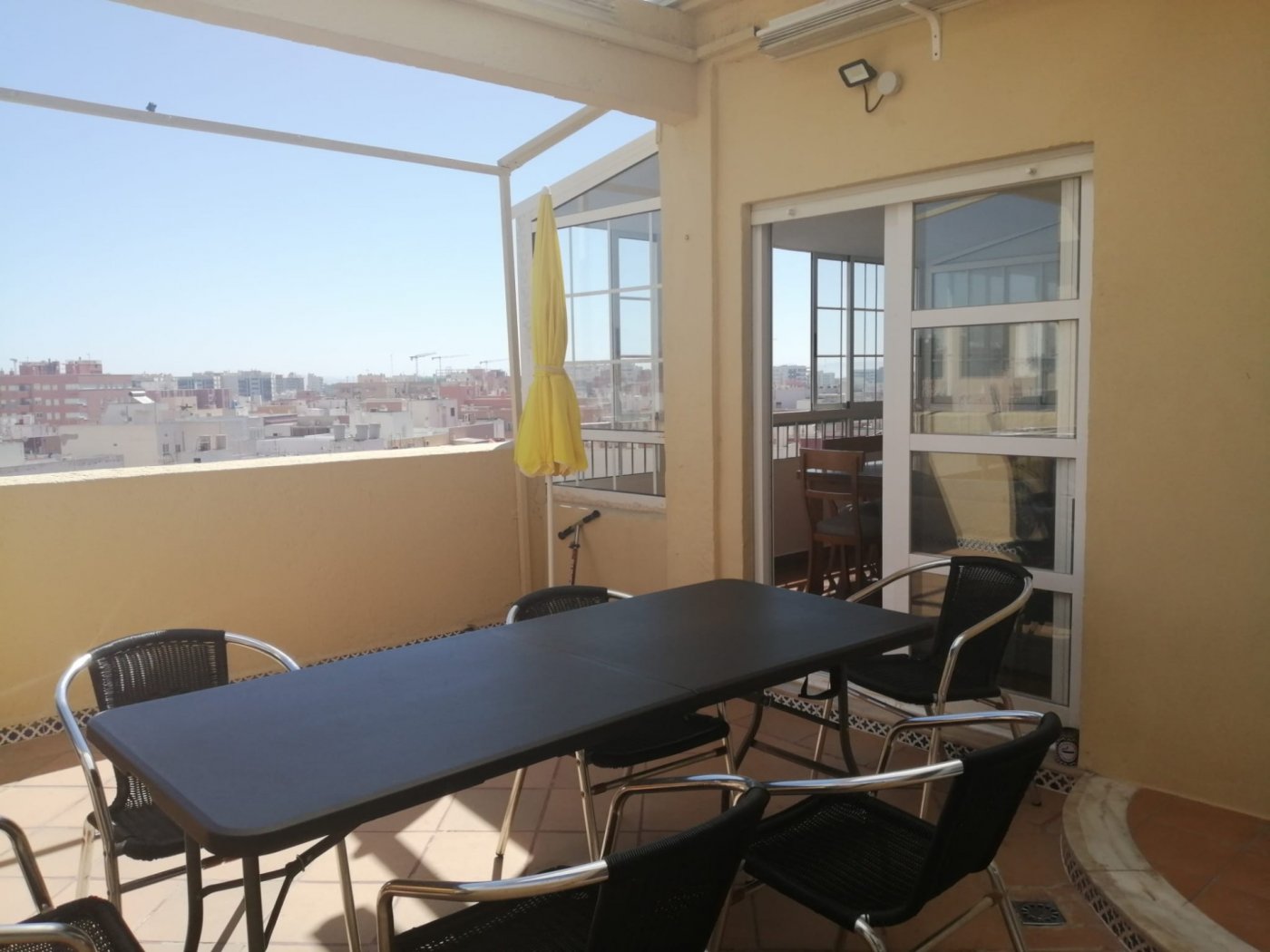 PISO EN EL ZAPILLO DISPONIBLE PARA CURSO ESCOLAR