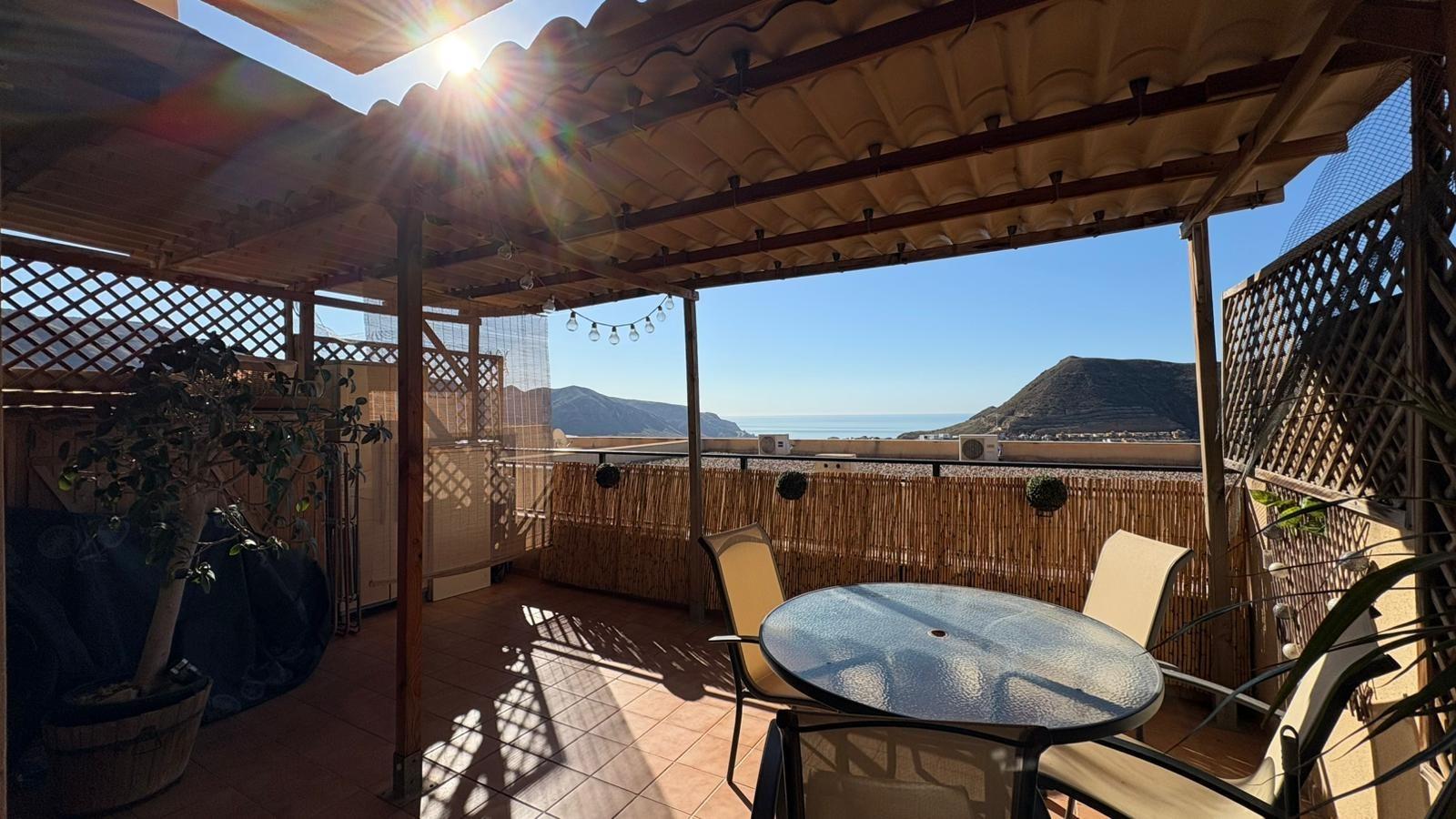 ¡PISO EN VENTA EN LA ENVÍA GOLF – VÍCAR/AGUADULCE!  ️