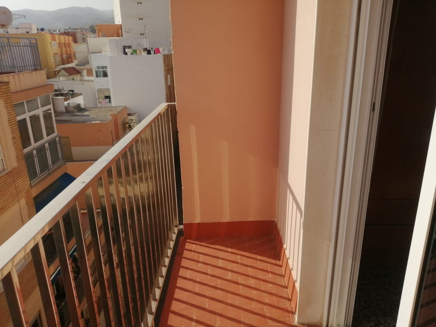 ESTUPENDO PISO CÉNTRICO EN CALLE MURCIA