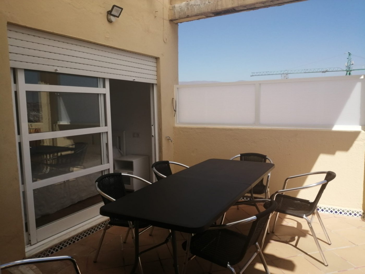 PISO EN EL ZAPILLO DISPONIBLE PARA CURSO ESCOLAR