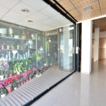 Local comercial listo para entrar y abrir negocio en zona comercial de La Gangosa
