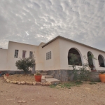 Cortijo rural con cueva independiente en el Parque Natural Cabo de Gata Níjar