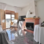 Venta de casa en el centro de  Laroles