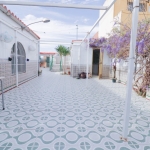 SE VENDE CASA CON  2 PARCELAS EN LOS GRILLOS