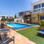 Vivienda con encanto y múltiples posibilidades en Castell del Rey – Almería