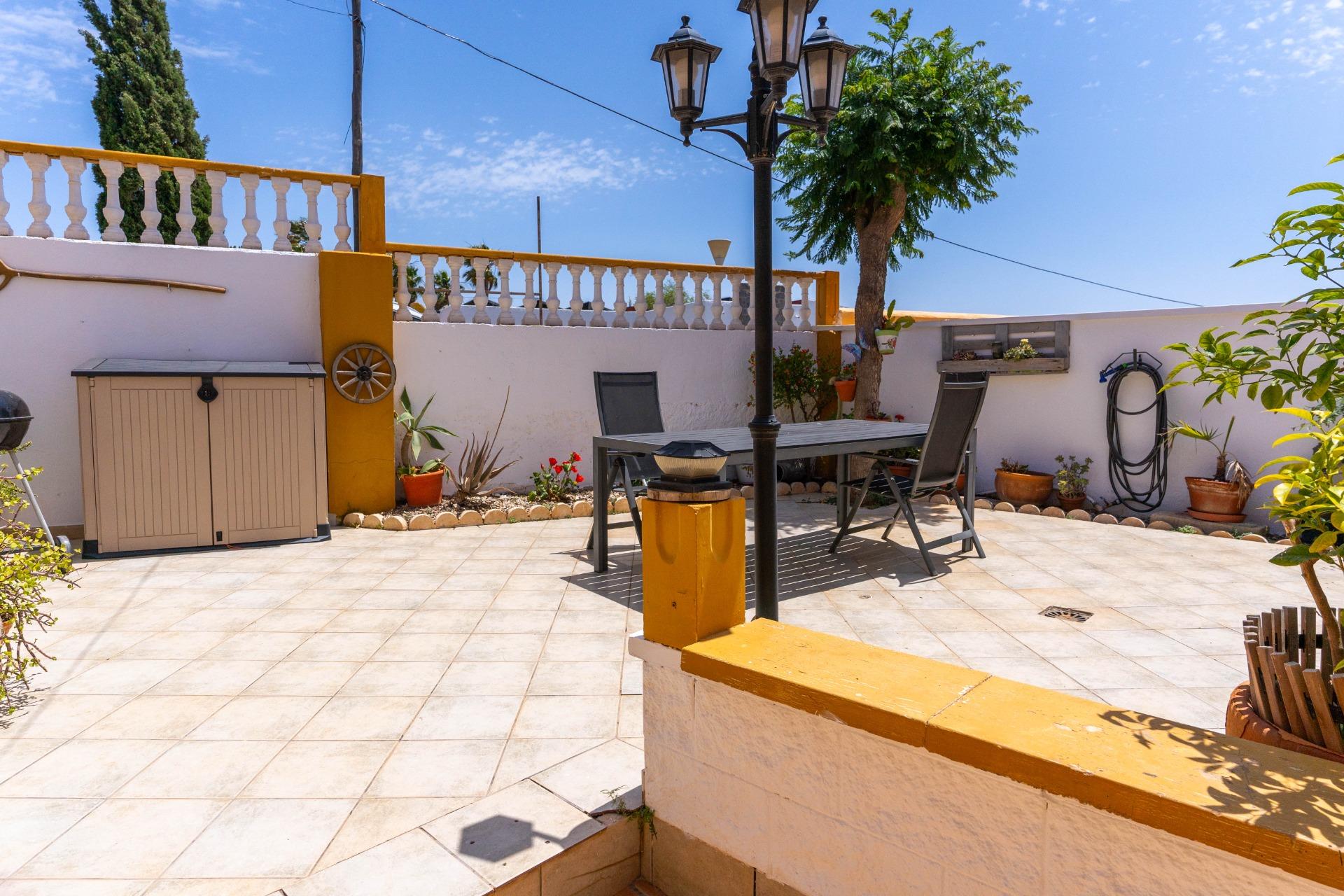 Vivienda con encanto y múltiples posibilidades en Castell del Rey – Almería