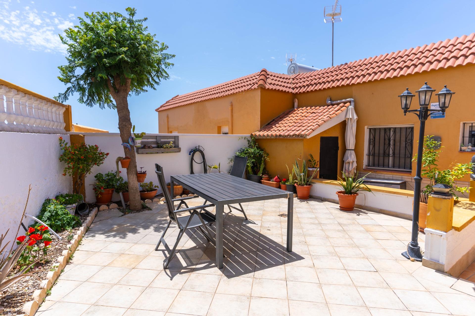 Vivienda con encanto y múltiples posibilidades en Castell del Rey – Almería