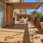 Piso con 60 m² de terraza para disfrutar del sol de Almería