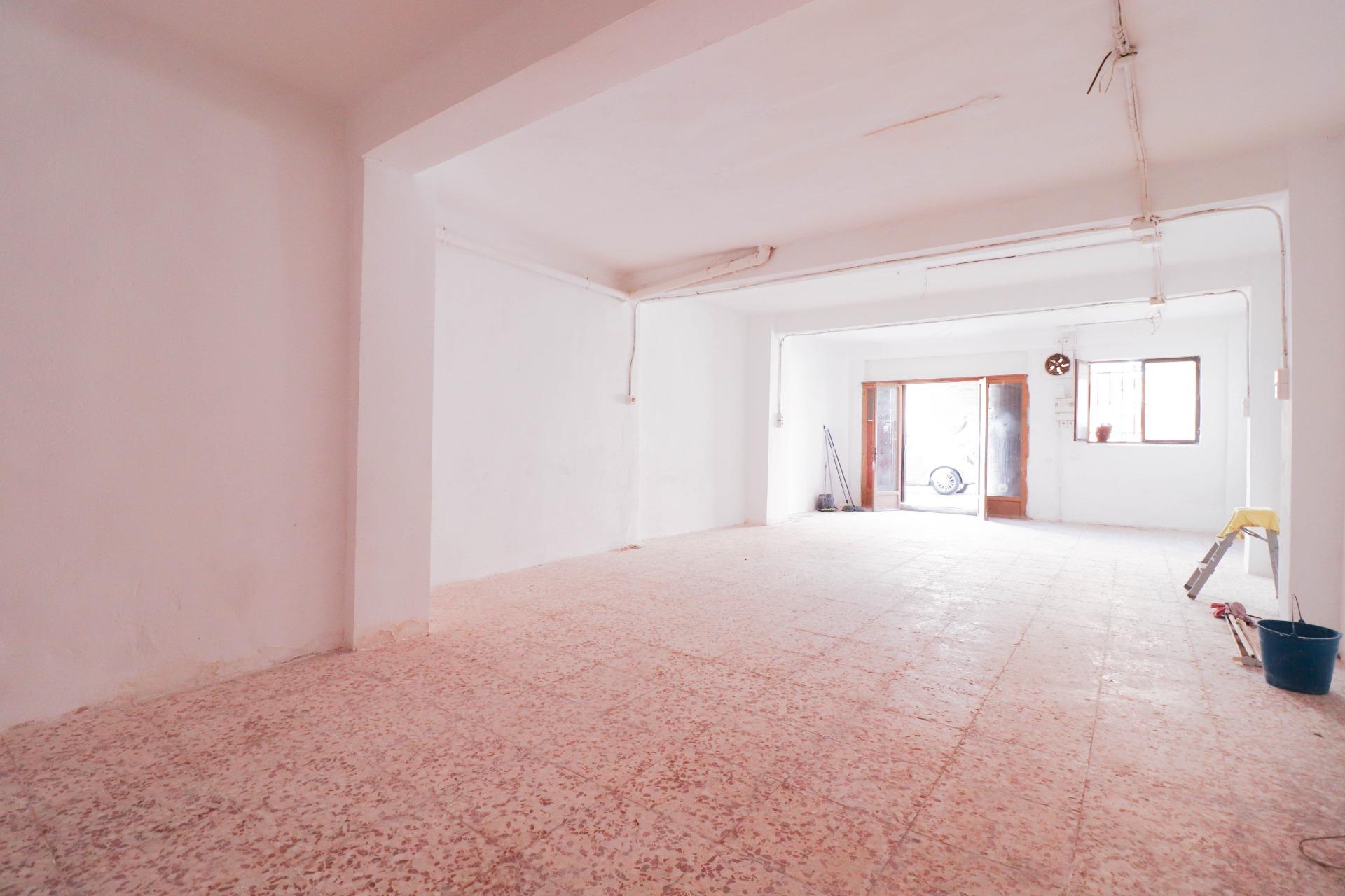 LOCAL COMERCIAL EN CALLE REAL DEL BARRIO ALTO
