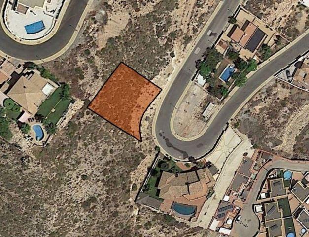 CONSTRUYE LA CASA DE TUS SUEÑOS EN UN ENTORNO IDÍLICO!!