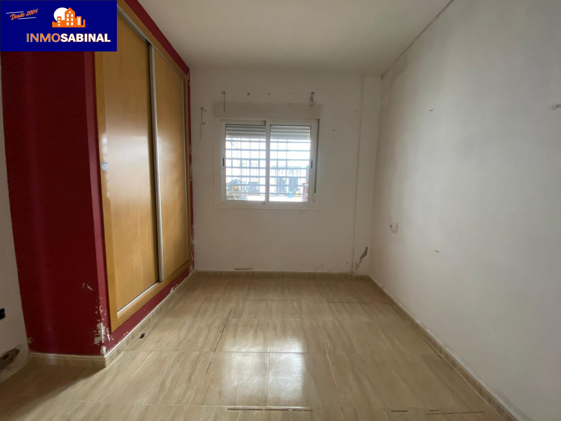 PISO DE 3 DORMITORIOS Y 2 BAÑOS EN BULEVAR DE BARRIO ARCHILLA!!