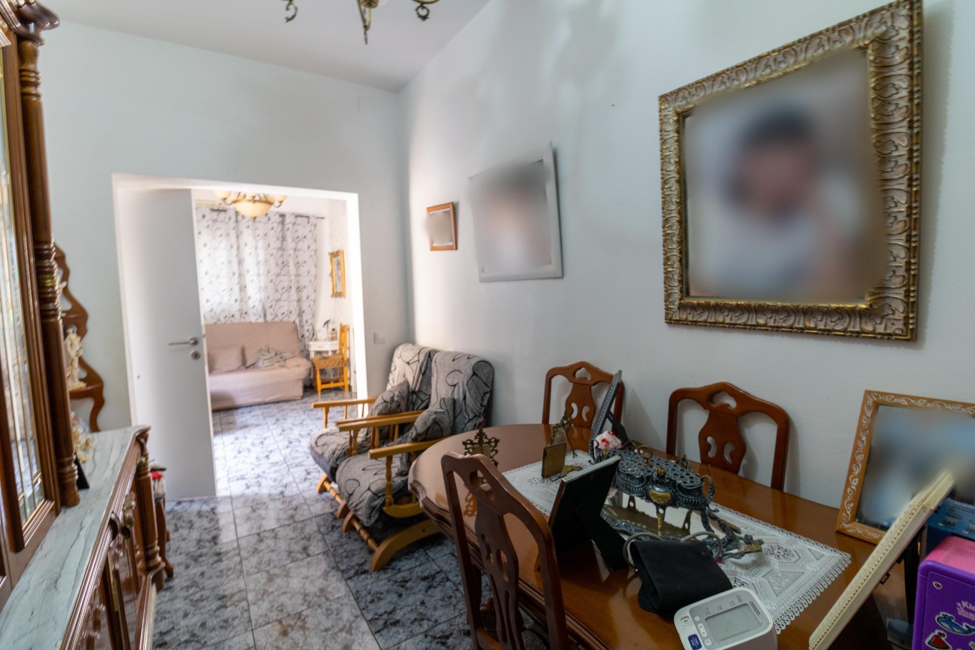 CASA EN GÁDOR
