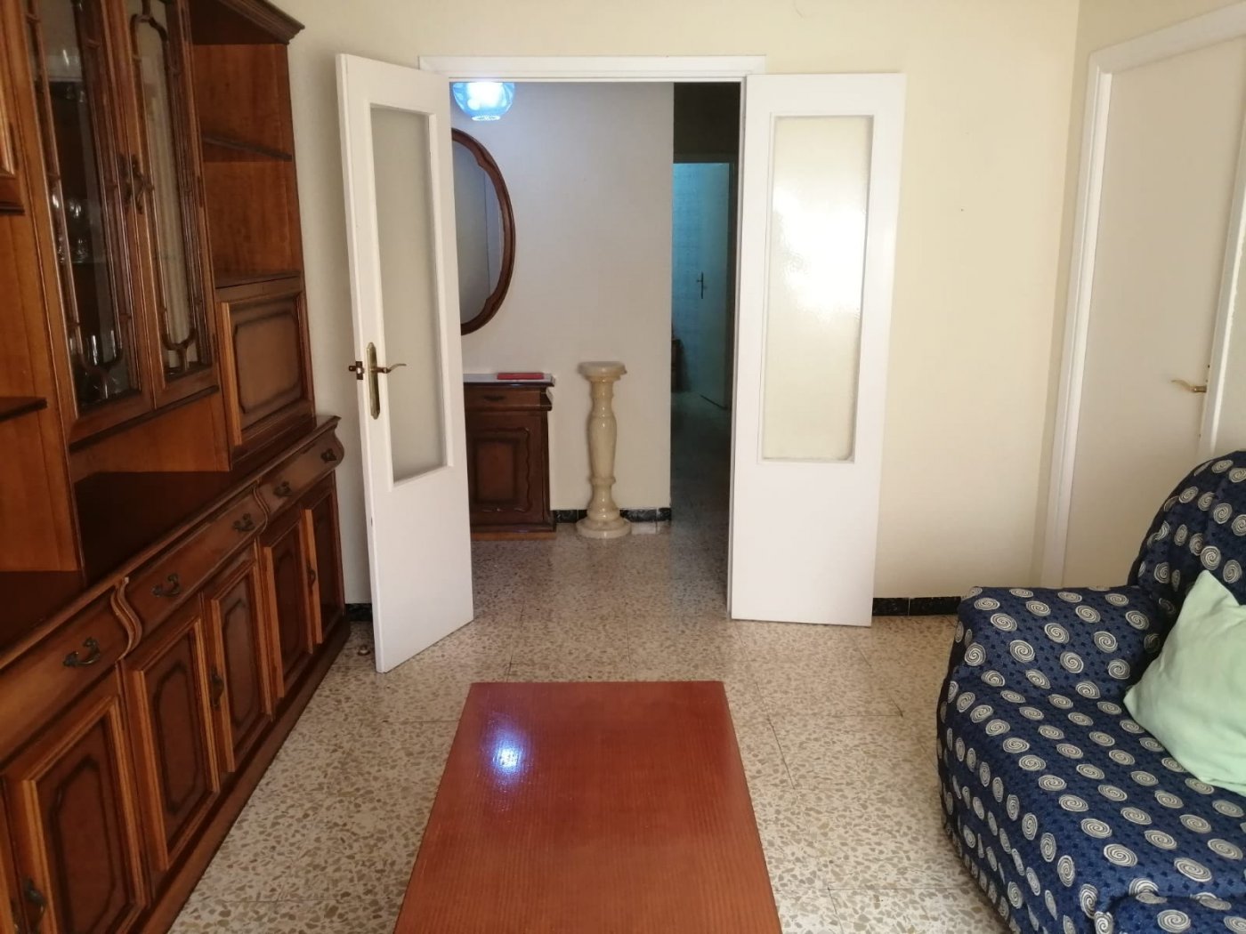 SE ALQUILA PISO EN CALLE MEMORIAS POR TEMPORADA ESCOLAR