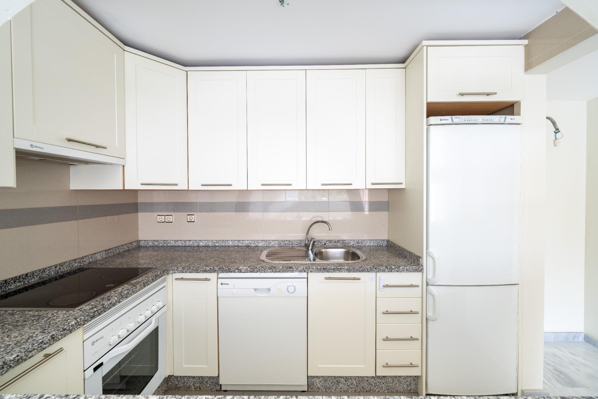Apartamento en planta baja muy luminoso con vistas  y excelente accesibilidad