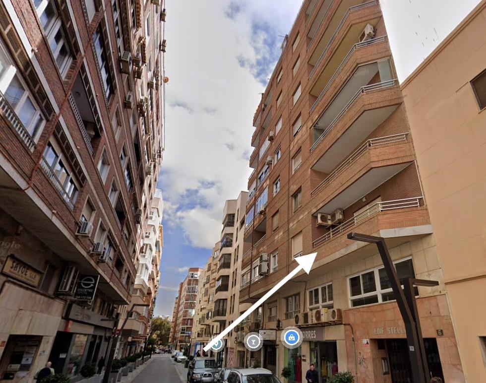 junto a la Rambla de Almería