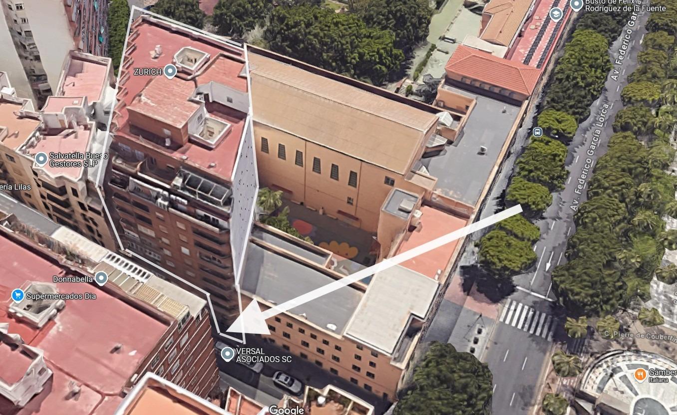 Piso con gran potencial en zona Centro