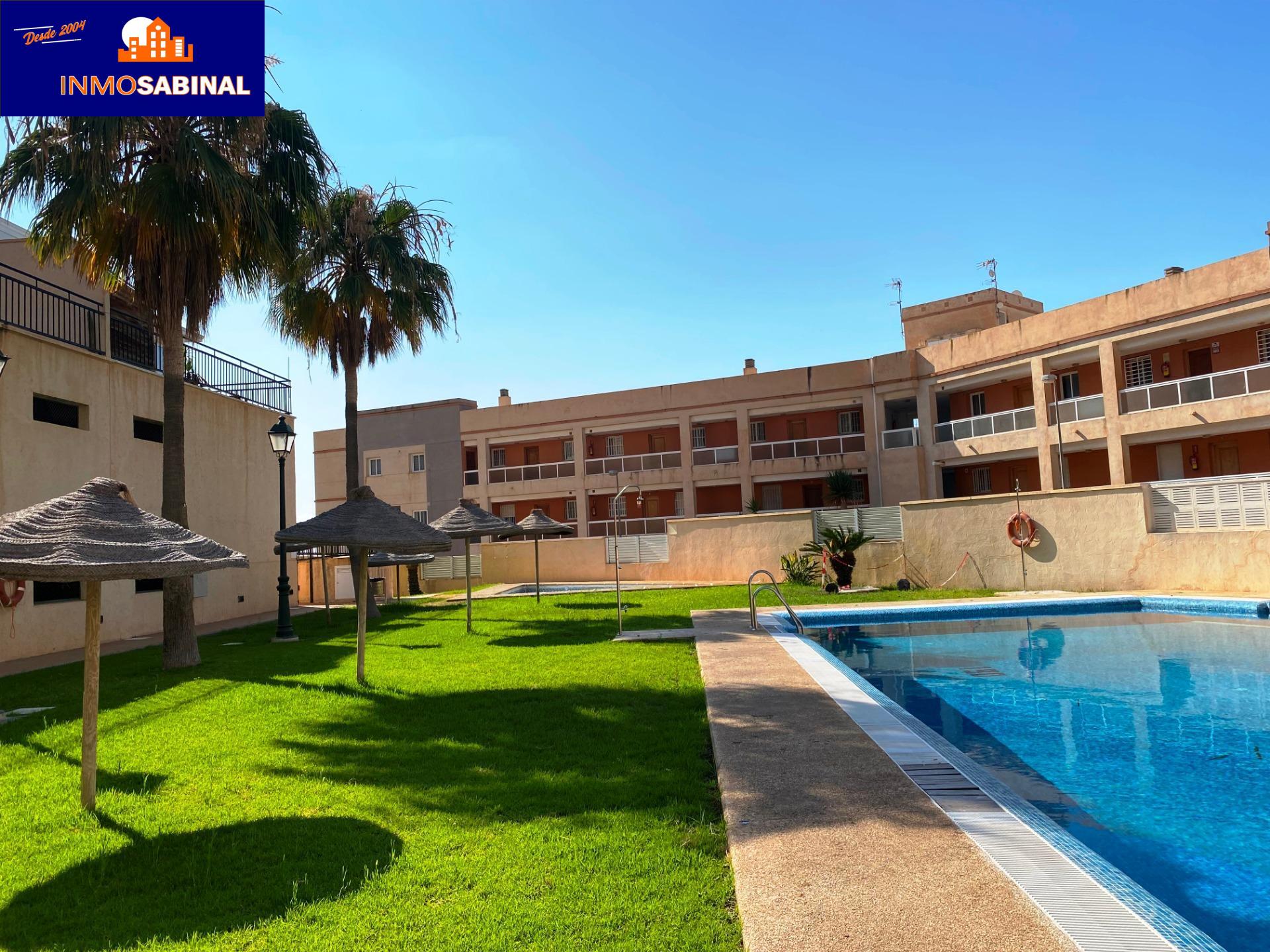 PRECIOSO PISO DE 2 DORMITORIOS EN UN RESIDENCIAL MUY CUIDADO CON PISCINAS Y PISTAS DEPORTIVAS