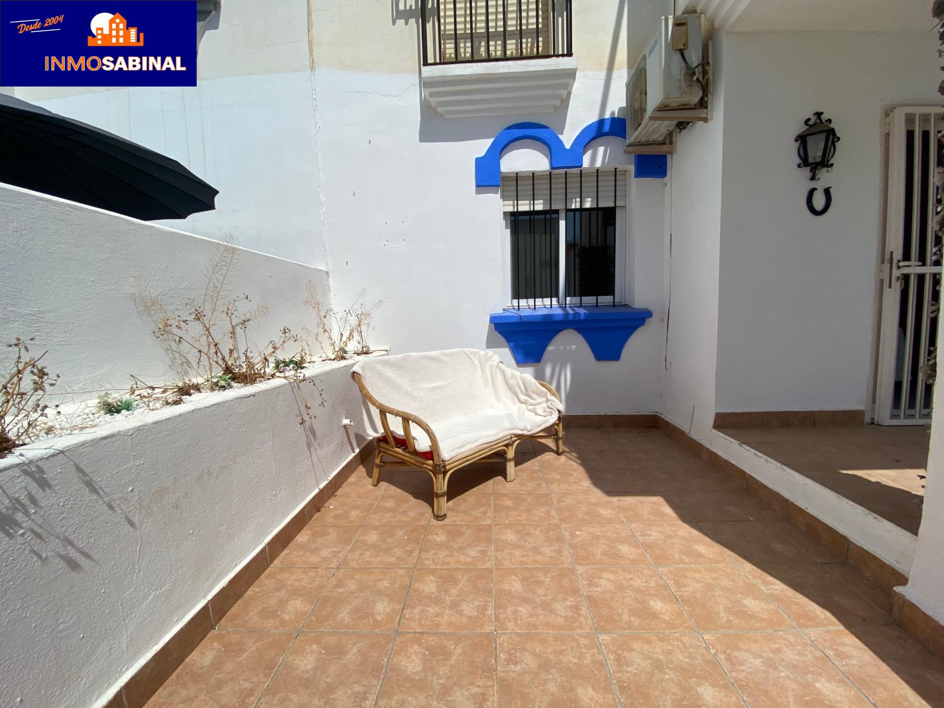 VIVIENDA A ESCASOS METROS DE LA IDÍLICA PLAYA LA BAJADILLA DE ROQUETAS
