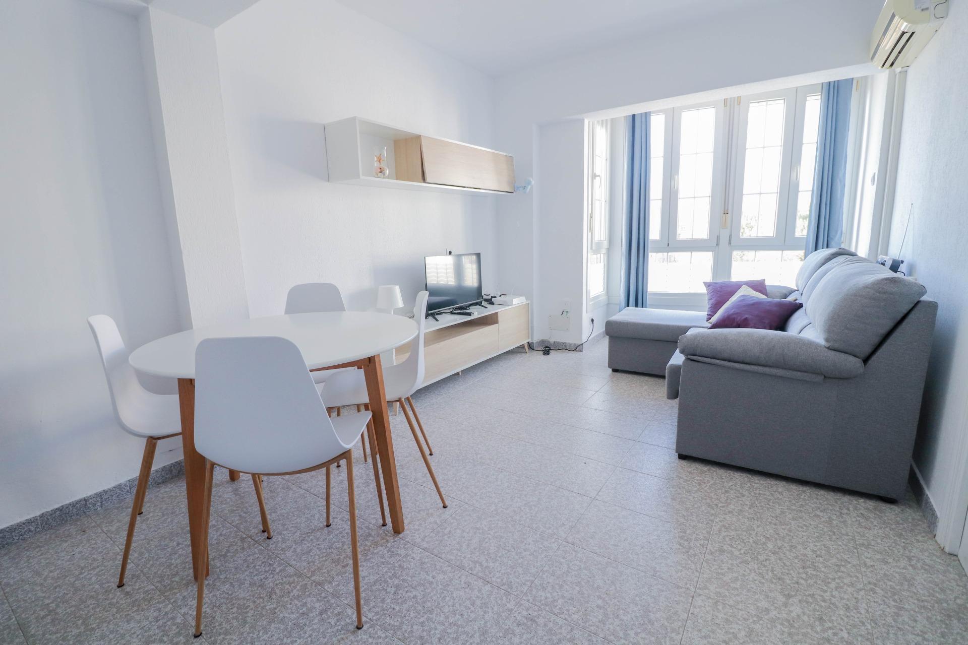 ¡Oportunidad de Compra! Piso de 97 m² en zona Av. Santa Isabel – Almería