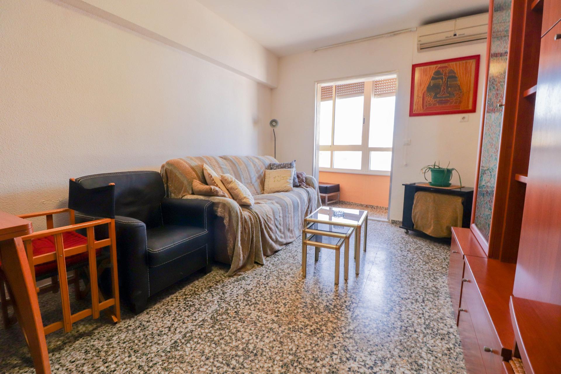 ESTUPENDO PISO DE ALQUILER EN EL CENTRO DE ALMERÍA