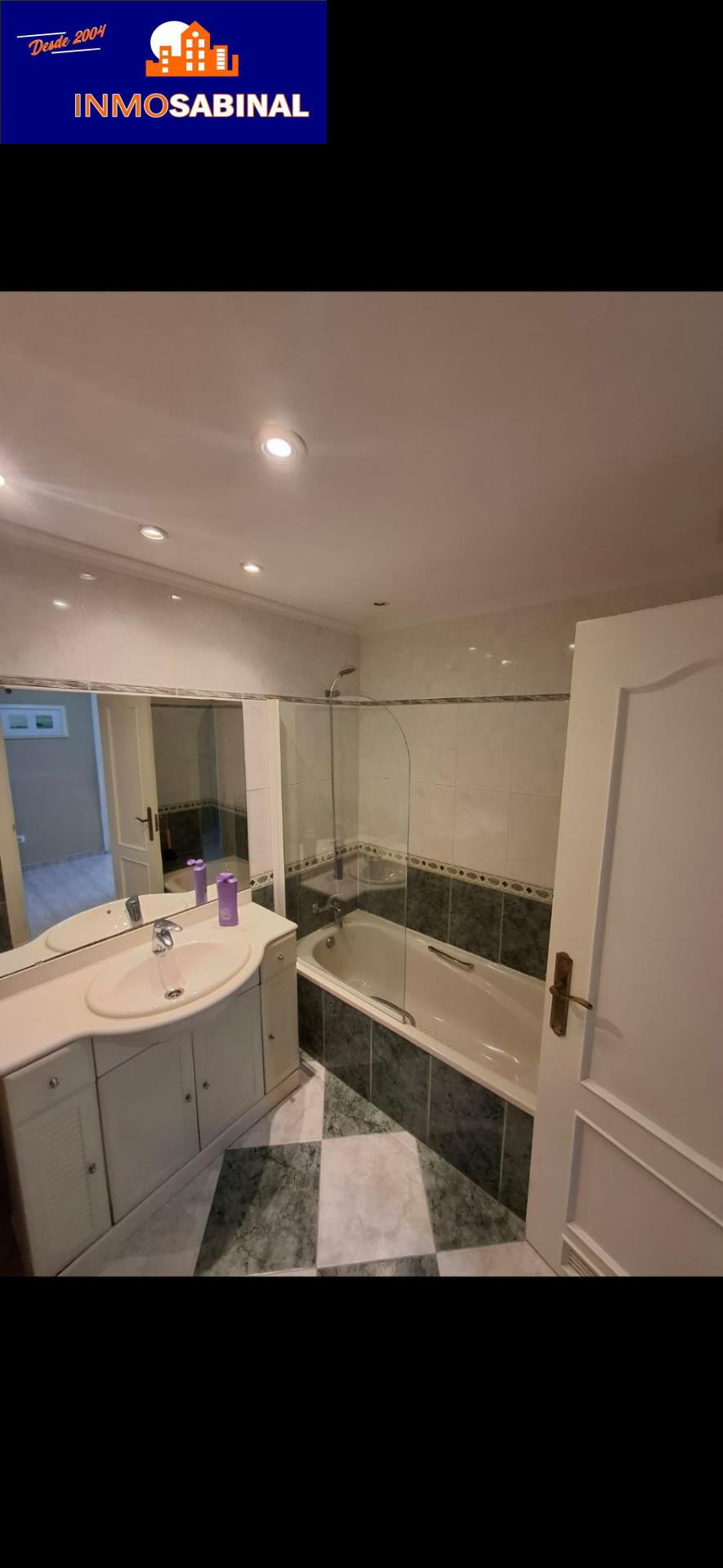 GRAN VIVIENDA DE 2 DORMITORIOS EN AGUADULCE CENTRO CON PISCINA
