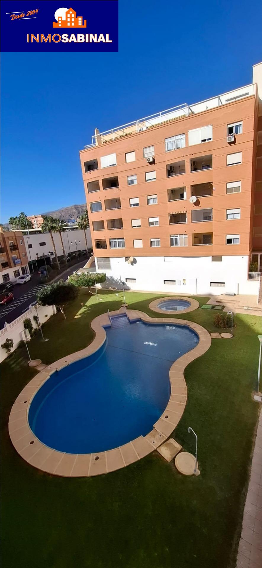 GRAN VIVIENDA DE 2 DORMITORIOS EN AGUADULCE CENTRO CON PISCINA