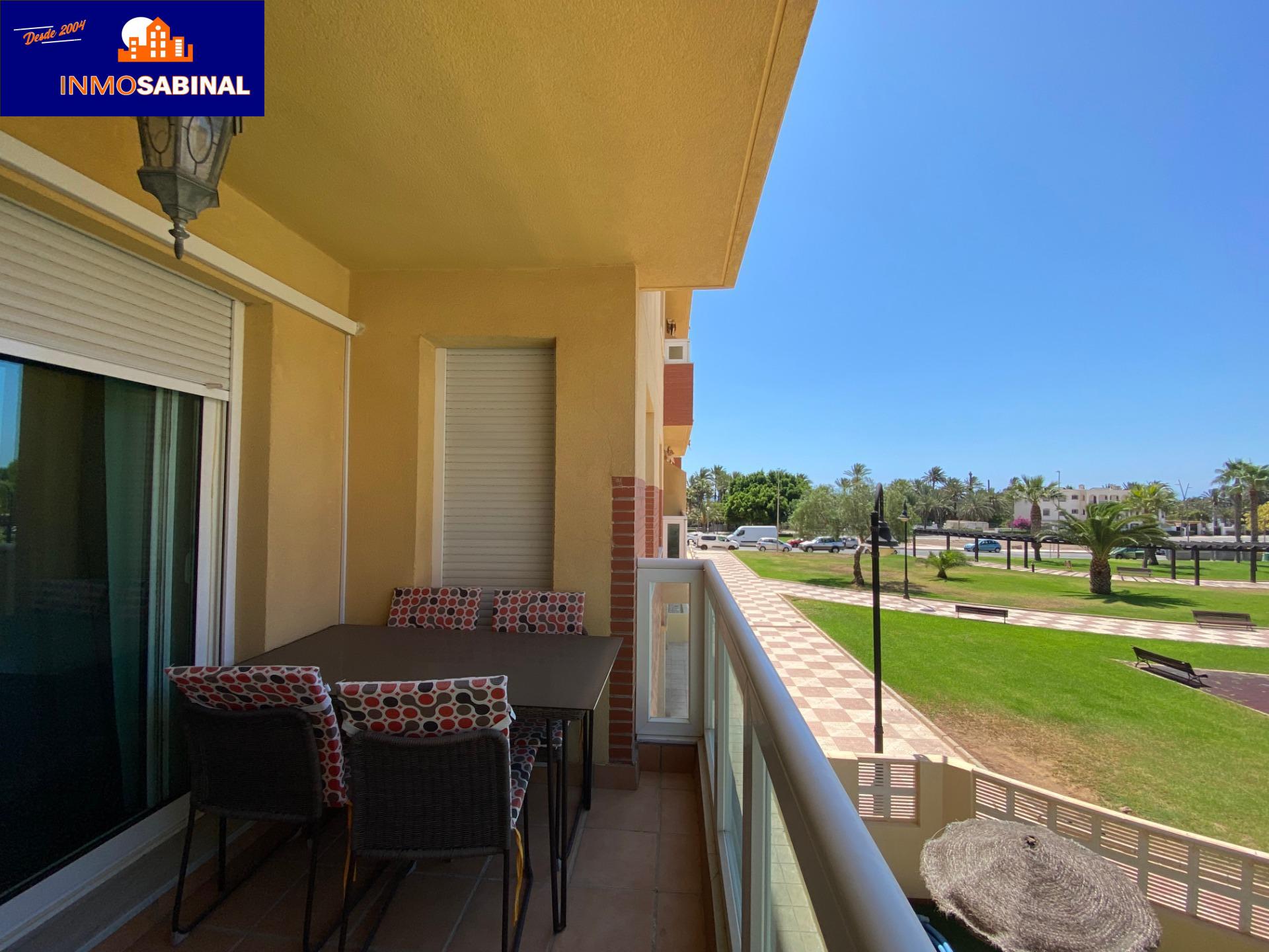 PISO EN VENTA A TAN SOLO UNOS PASOS DE LA PLAYA DE AGUADULCE